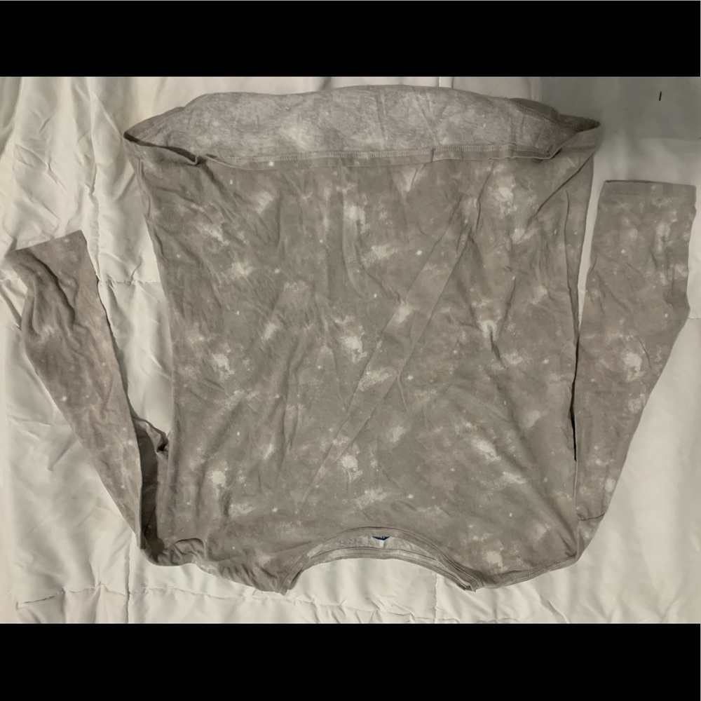 Girls old navy shirt.